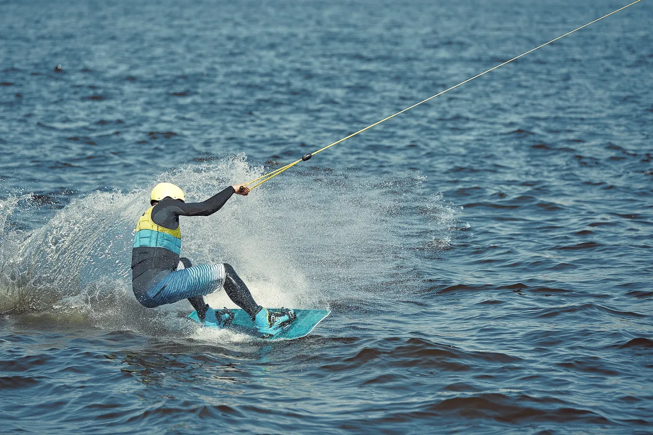 Experiencia de waterski en Marbella